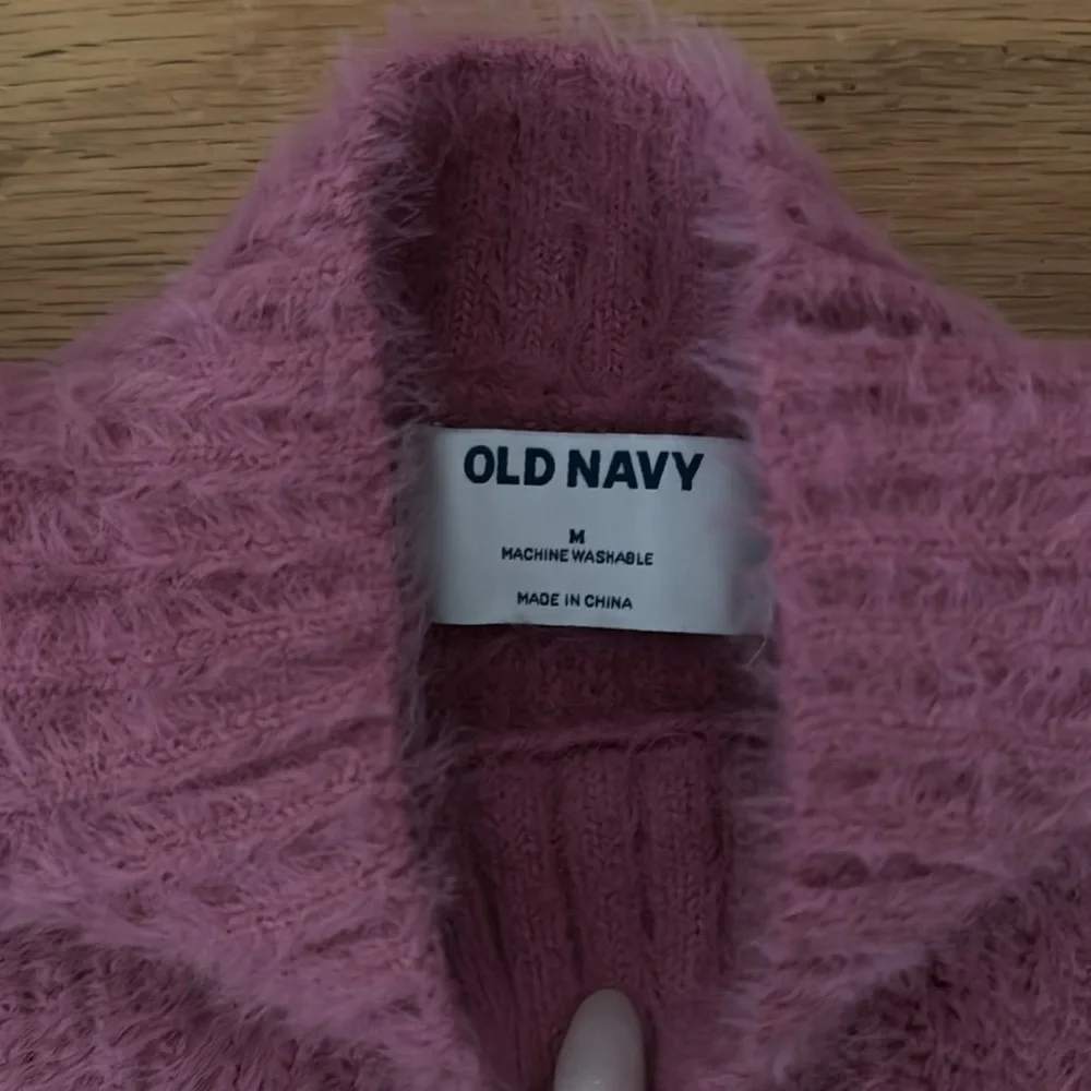 Old Navy | Fuchsia Fuzzy Top | Mock Turtleneck | Sleeveless Sweater | size M